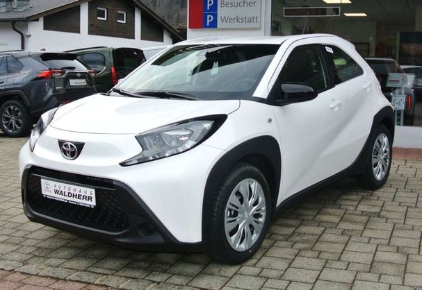 Toyota Aygo X 53 kW image number 1