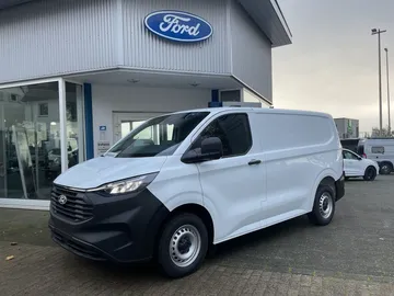 Car image 24