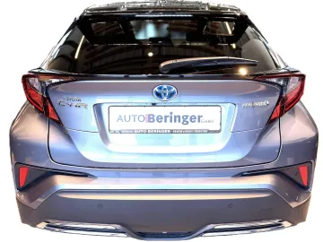 Car image 2