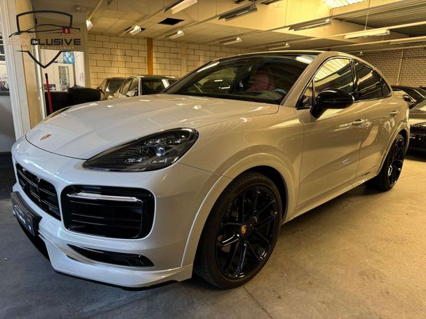 Porsche Cayenne Coupé E-Hybrid 340 kW image number 1