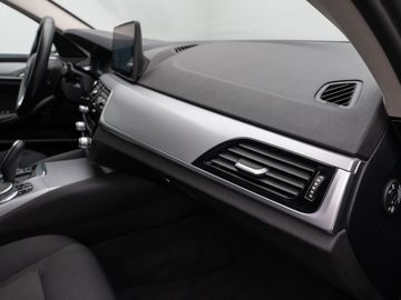 Car image 41