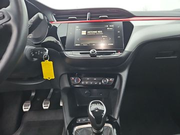 Car image 10