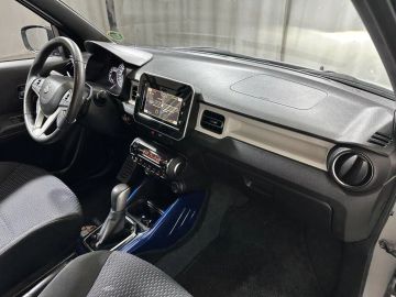 Car image 30