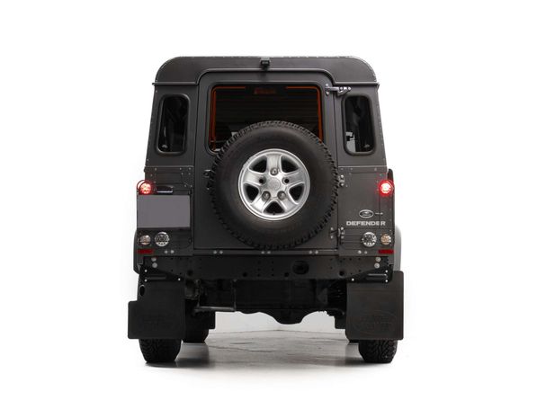 Land Rover Defender 90 2.2 90 kW image number 8