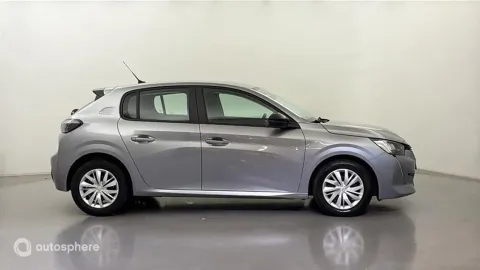 Car image 4