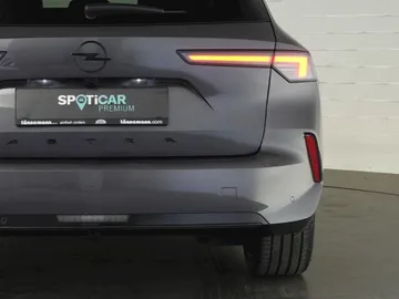 Car image 35