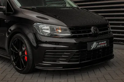 Car image 34