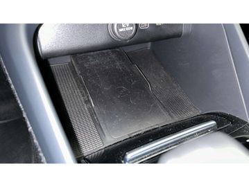 Car image 41