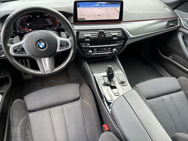 BMW 520d Touring 140 kW image number 18