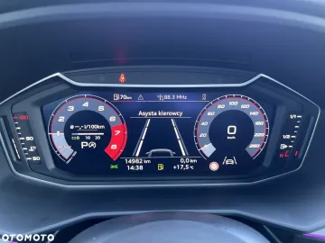 Car image 29