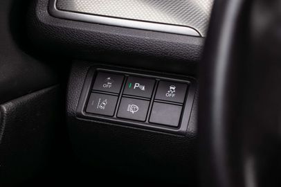 Car image 37