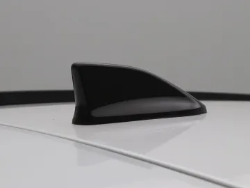 Car image 37