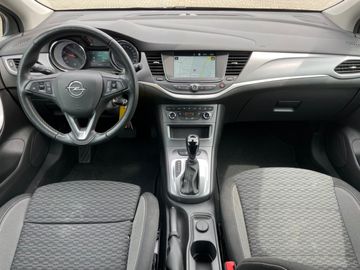 Car image 10