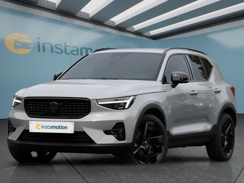 Volvo XC40 B3 Plus Black