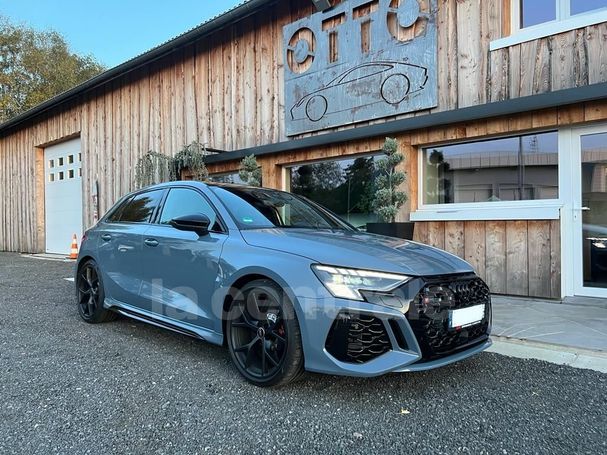 Audi RS3 2.5 TFSI quattro S tronic Sportback 294 kW image number 2