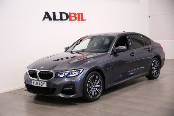 BMW 330e M Sport 216 kW image number 1