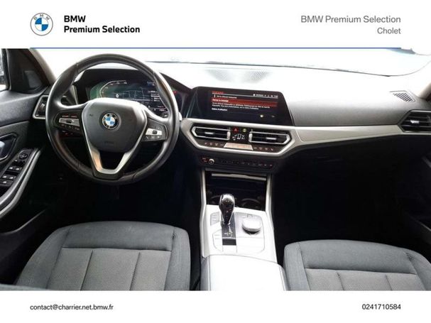 BMW 320 Touring xDrive 142 kW image number 11