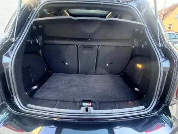 Car image 35