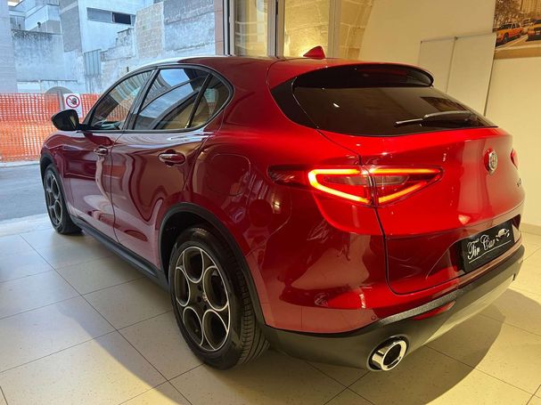 Alfa Romeo Stelvio 2.2 118 kW image number 6