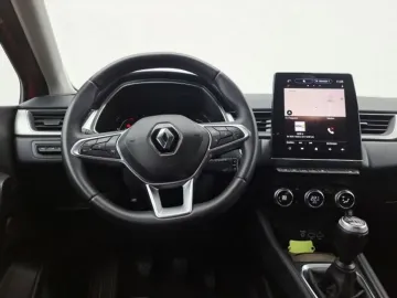 Car image 17