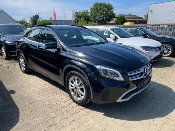 Mercedes-Benz GLA 180 90 kW image number 2