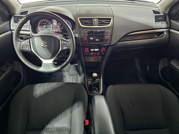 Car image 10