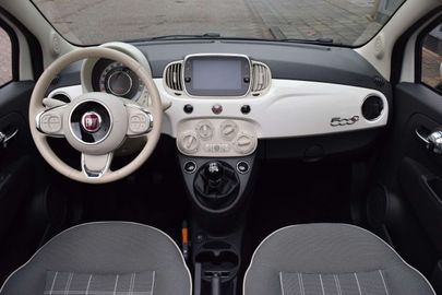 Car image 14