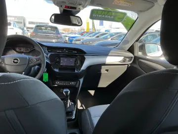 Car image 21
