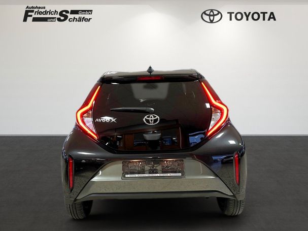 Toyota Aygo X 53 kW image number 6