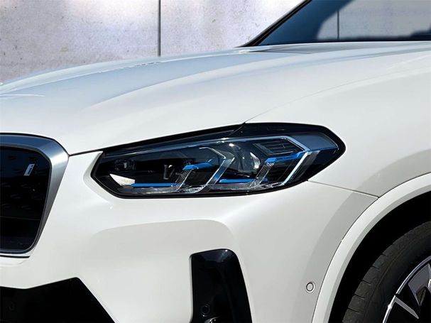 BMW iX3 M Sport 210 kW image number 3