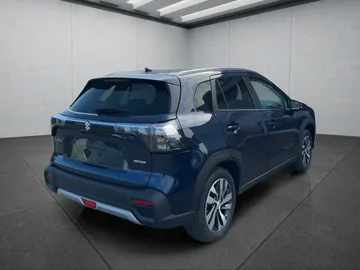 Car image 4