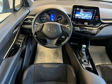 Car image 11