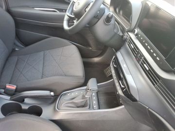 Car image 11