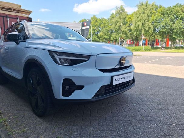 Volvo XC40 Extended Range Ultimate 185 kW image number 2