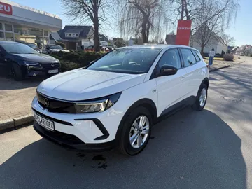Car image 22