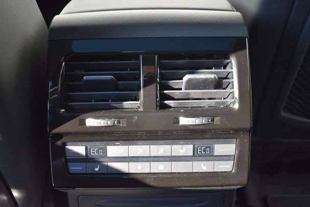 Volkswagen Touareg 4Motion 210 kW image number 29