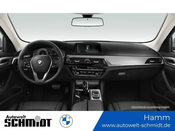 BMW 520d Touring 140 kW image number 4