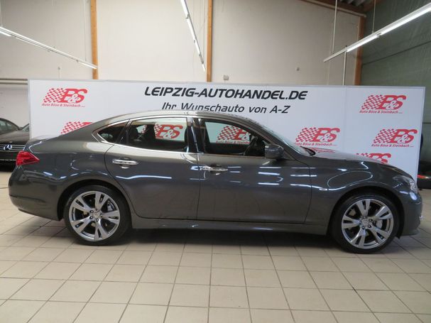 Infiniti Q70 3.0d S 175 kW image number 17