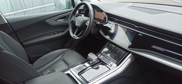 Car image 31