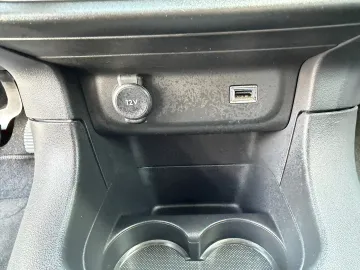Car image 39