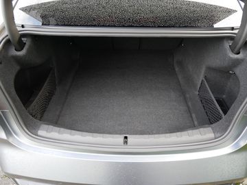 Car image 31