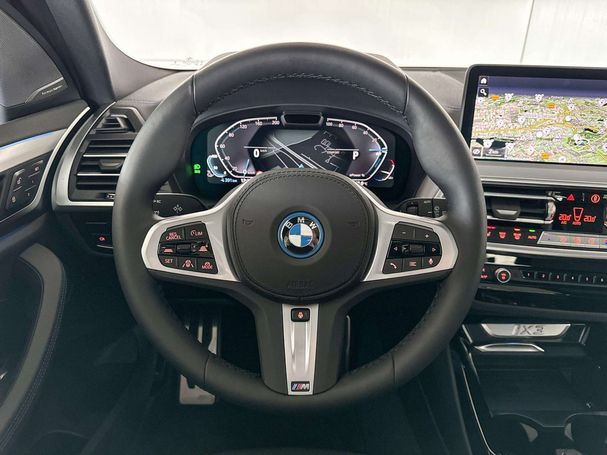 BMW iX3 210 kW image number 12