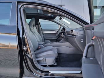 Car image 37