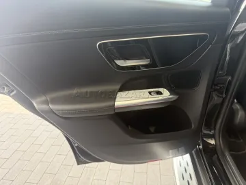 Car image 48