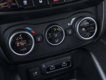 Car image 36