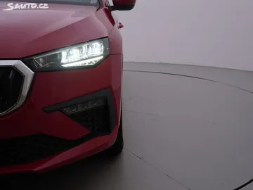 Car image 32