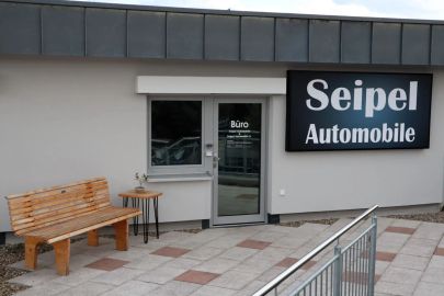 Car image 31