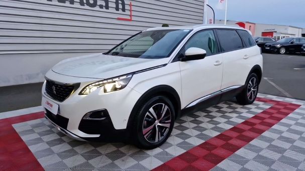 Peugeot 5008 BlueHDi 180 EAT8 Allure 133 kW image number 2