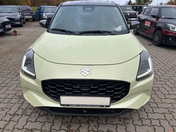 Suzuki Swift 1.2 Hybrid Comfort 61 kW image number 4