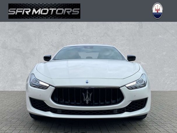 Maserati Ghibli 2.0 GT 243 kW image number 2